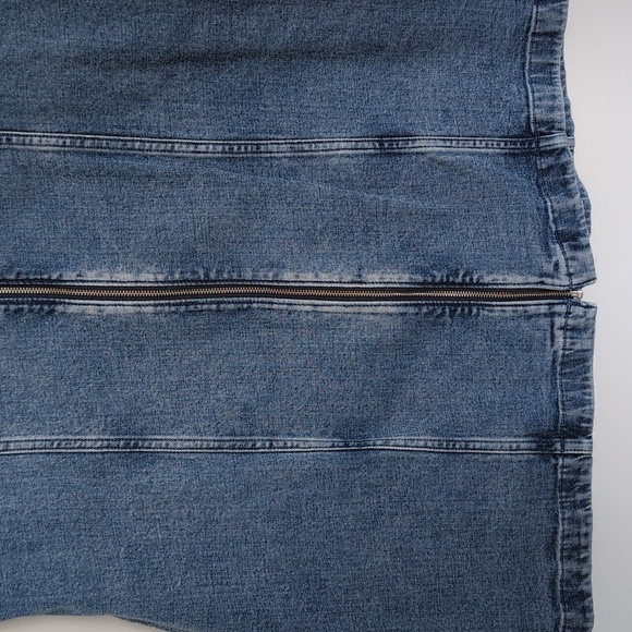 Abercrombie & Fitch Women's Blue Denim Short Sleeve Dress - Picture 2 of 6